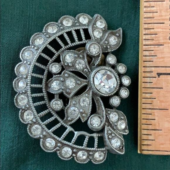 Vintage rhinestone semi-circle clip earrings ❣️ - Picture 4 of 4